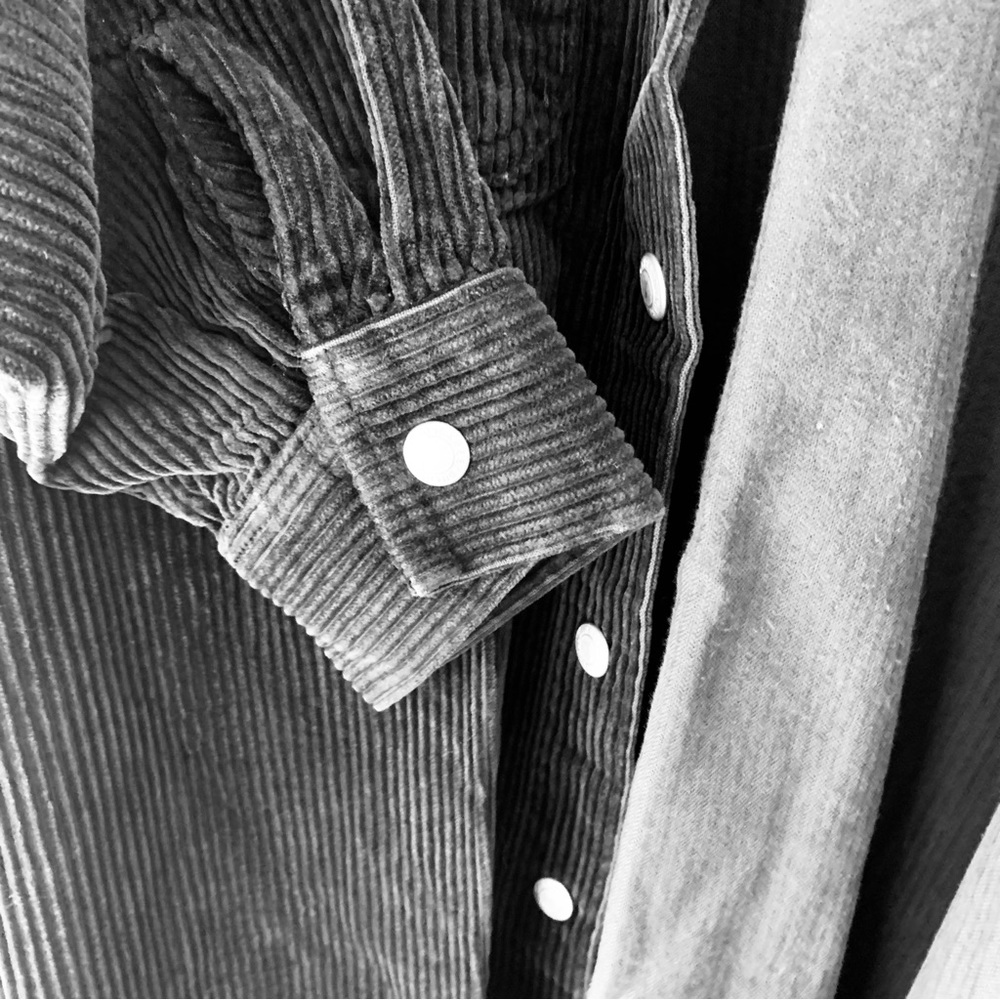 Essentials Style Black Corduroy Snap Front Oversi… - image 4